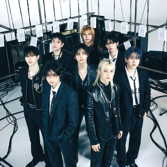 Аватар канала STRAY KIDS • GALLERY