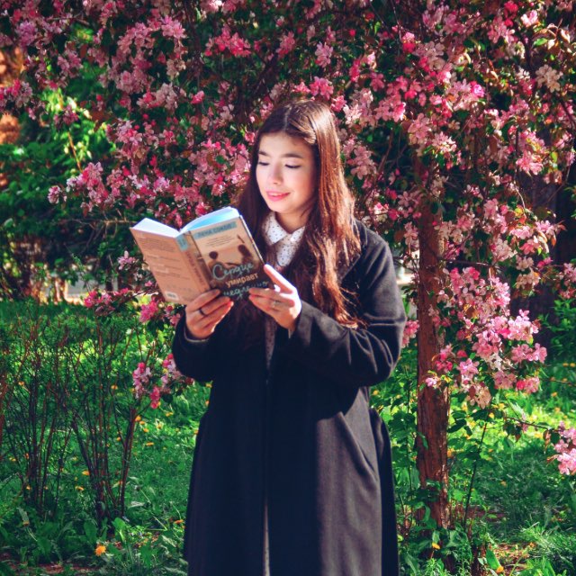 Аватар канала Малина, цветущая из книг | полина_малина_букс🌸