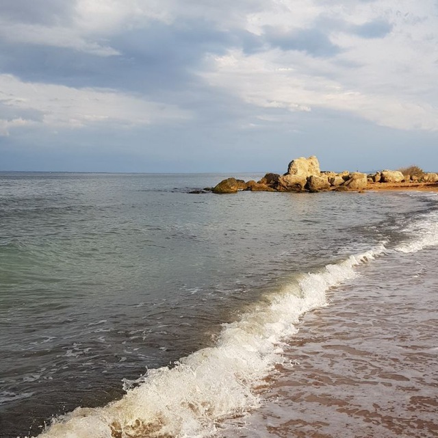 Аватар канала Замок грез 🌅Тихий отдых в Крыму 🏖Жилье у моря Керчь