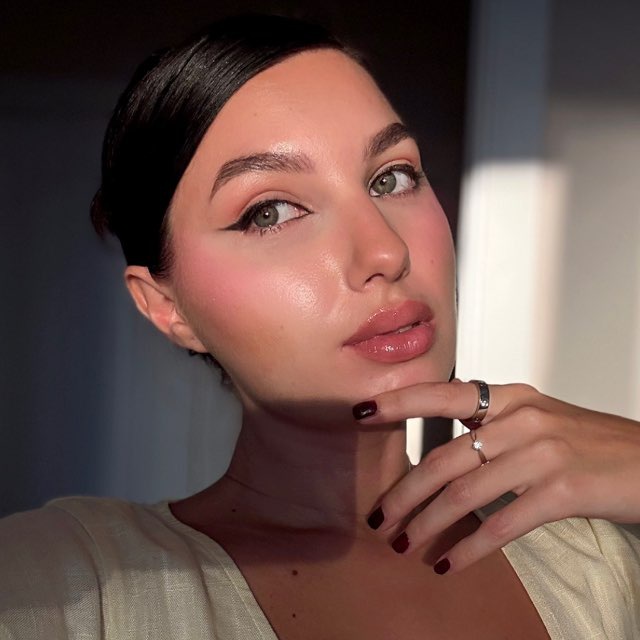 Аватар канала Крис Вольф болтает 💅