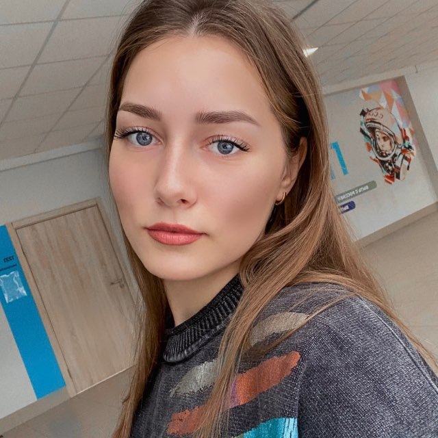 Аватар канала английский с Ариной