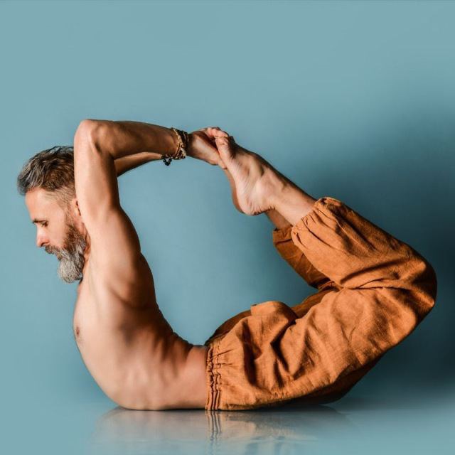 Аватар канала Йога с Вадимом Левашовым😇