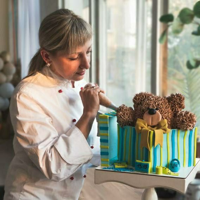 Аватар канала Sladostory | Торты на заказ Мариуполь🧁