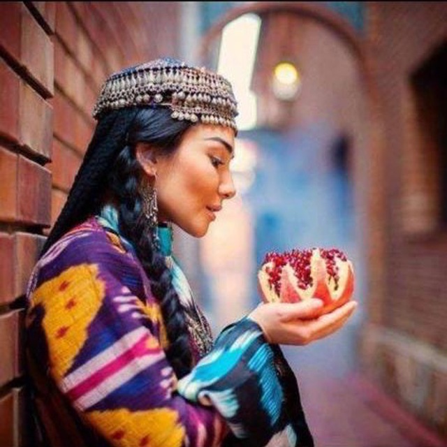 Аватар канала Первая онлайн-школа узбекского языка | Uzbekonline.ru