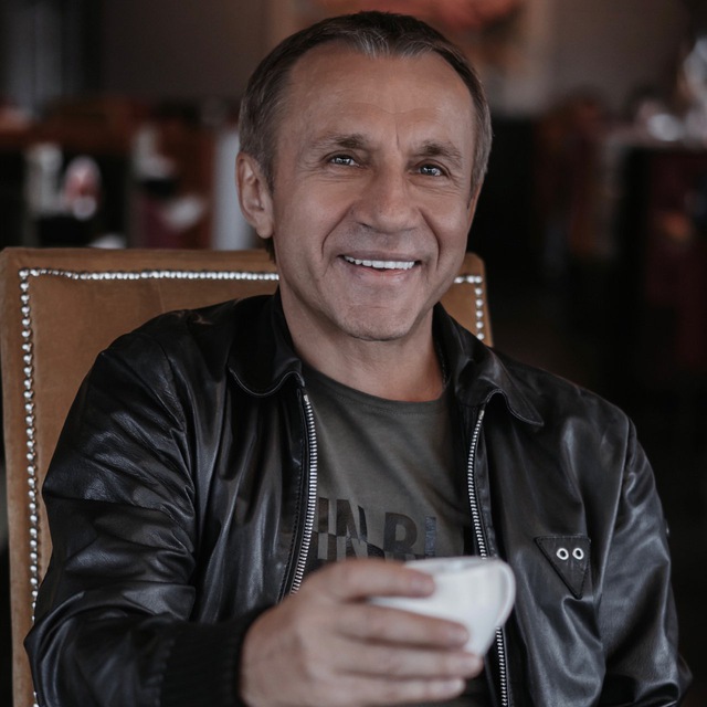 Аватар канала Aleksandr Krivoderov