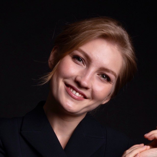 Аватар канала Акции с Ольгой Гогаладзе l pro.finansy
