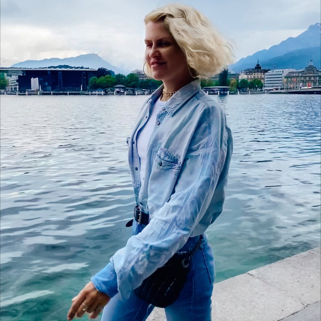 Аватар канала PolinaKitsenko