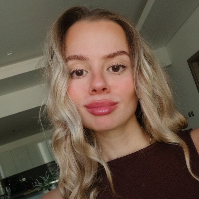 Аватар канала Ари ♥ любит