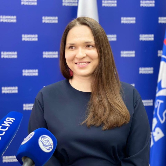 Аватар канала ⚪️🔵🔴Анастасия Казанцева