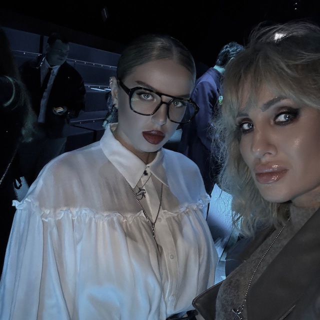 Аватар канала 4VIBE by Alina Prokopova