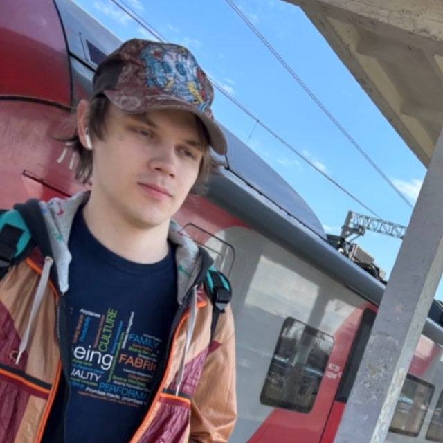 Аватар канала лёха blickyhomeboy