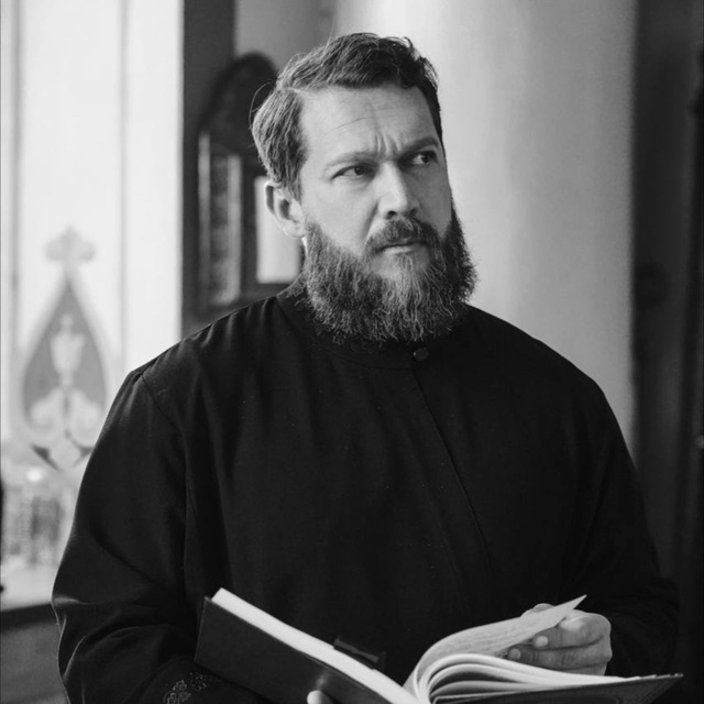 Аватар канала Petr Axenoff