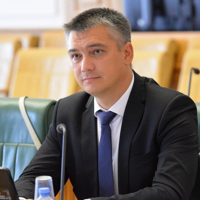 Аватар канала Дмитрий Захаров_МинобрЧР_official