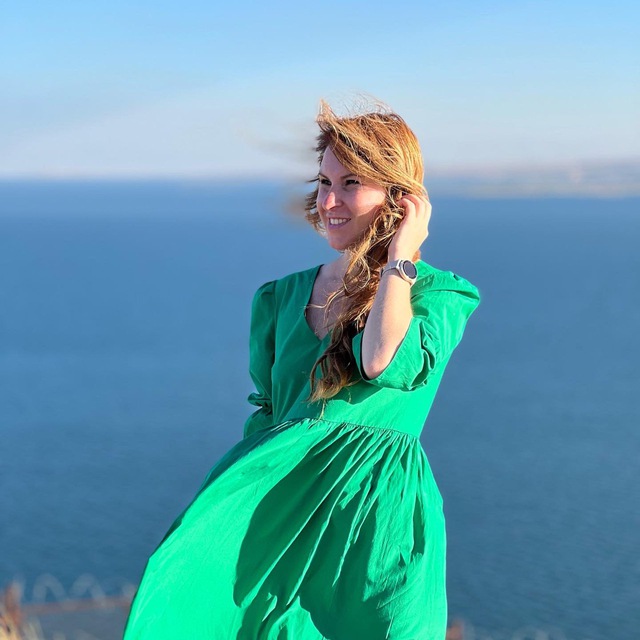 Аватар канала Айзина тут …