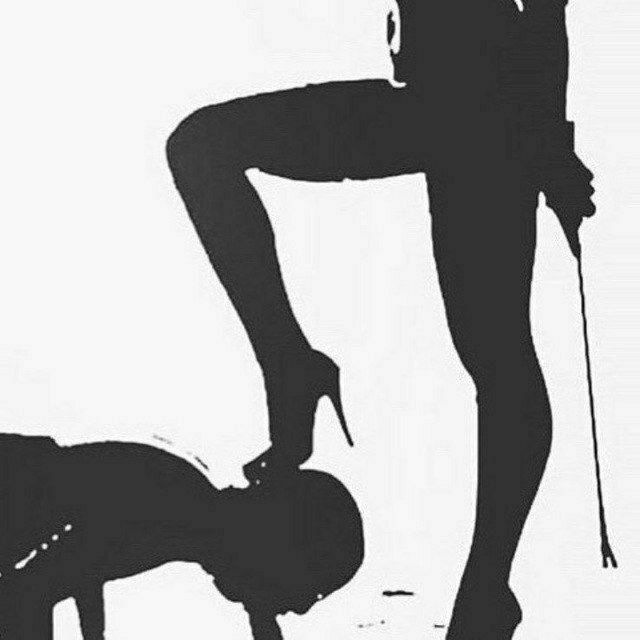 Аватар канала Female foot worshipping