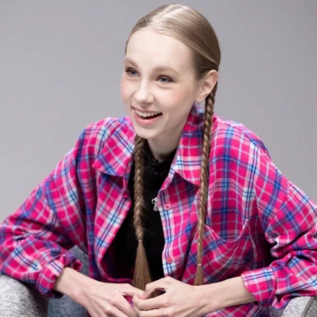 Аватар канала саша про 💌