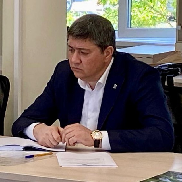 Аватар канала Ниметуллаев Рустем Сейтумерович🇷🇺
