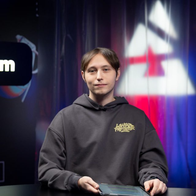 Аватар канала Ежиное логово (EZH1K)