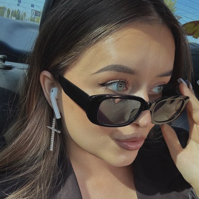 Аватар канала на балконе 💅🏻
