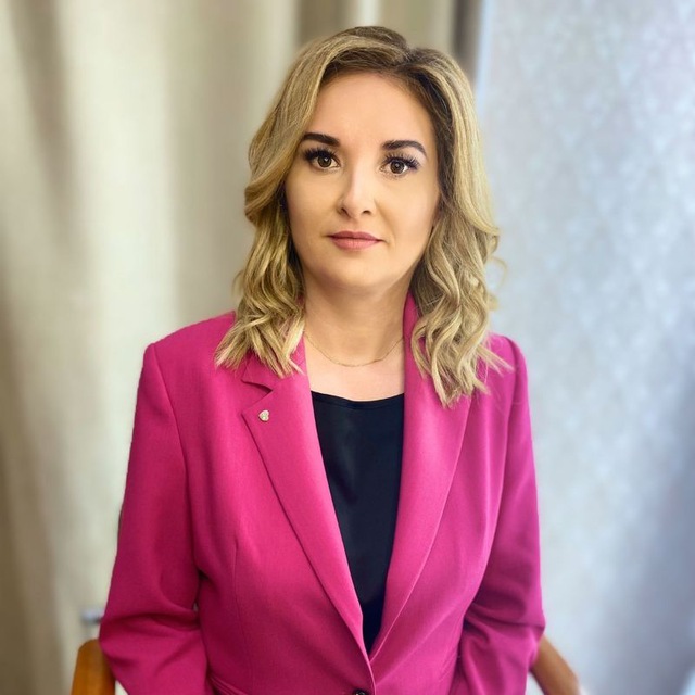 Аватар канала ЕГЭ по русскому языку на 💯|Айгуль Гимадиева