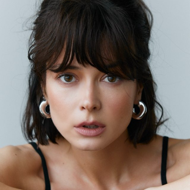 Аватар канала Alexandra Vlasova