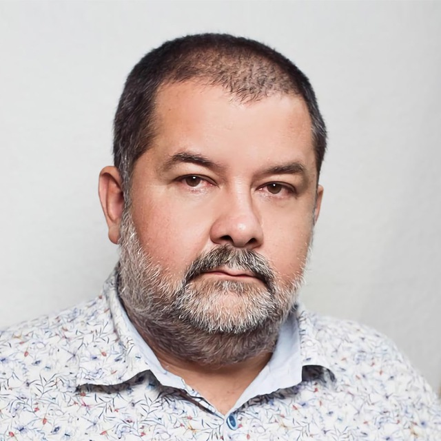 Аватар канала Сергей Лукьяненко