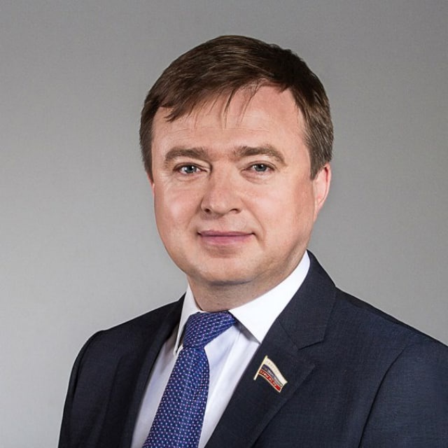 Аватар канала 🇷🇺 Максим Иванов 🇷🇺