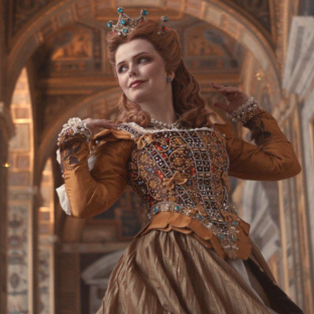 Аватар канала арина грантер