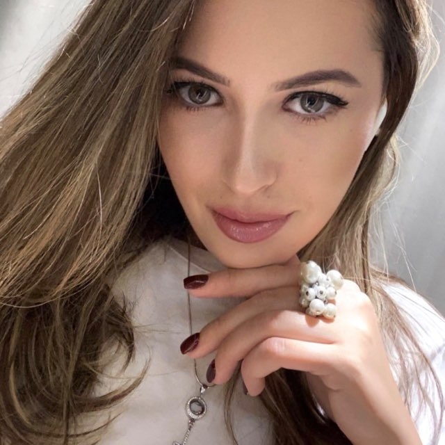 Аватар канала Дневник эстетики 🤍 Красивое материнство
