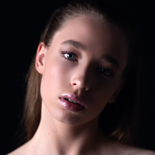 Аватар канала Vladislavasharonova_