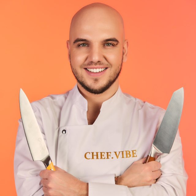 Аватар канала 𝐂𝐇𝐄𝐅 𝐕𝐈𝐁𝐄