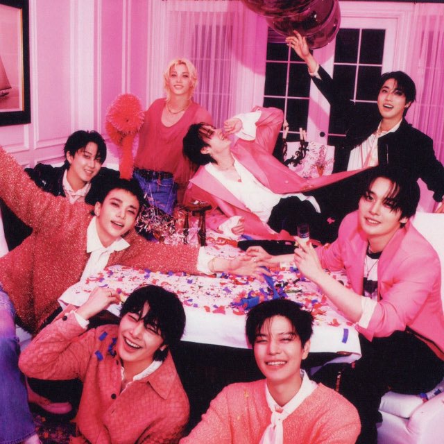 Аватар канала skz8 | do it 🐾