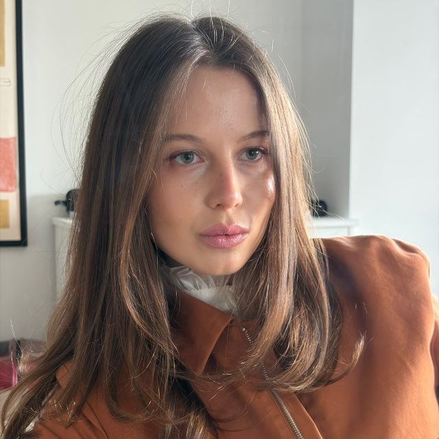 Аватар канала Marie tells 🧸💭