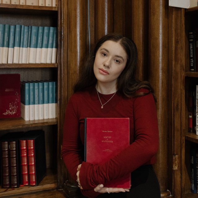 Аватар канала Маша вслух о книгах