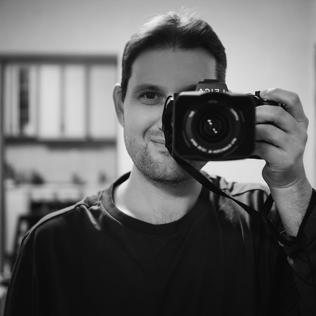 Аватар канала Levon Ziroyan | Photos and videos