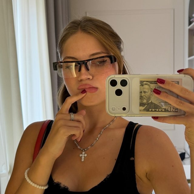 Аватар канала лиза феечкина 🧚🏻‍♀️