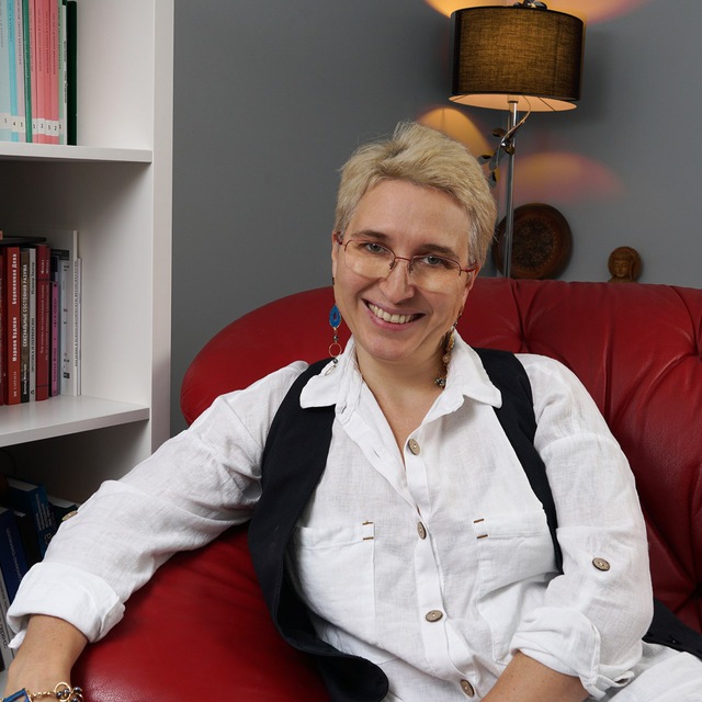 Аватар канала Психотерапия и Бизнес | Ирина Березницкая