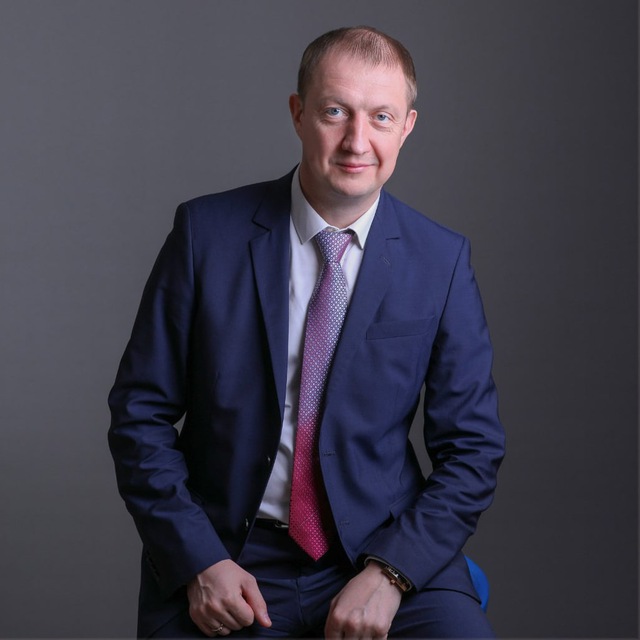 Аватар канала Плотников. (не) Официально