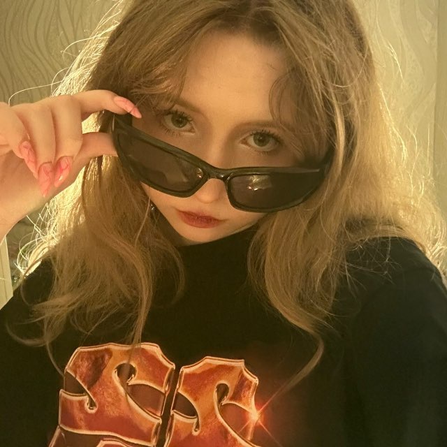 Аватар канала thqwek)))