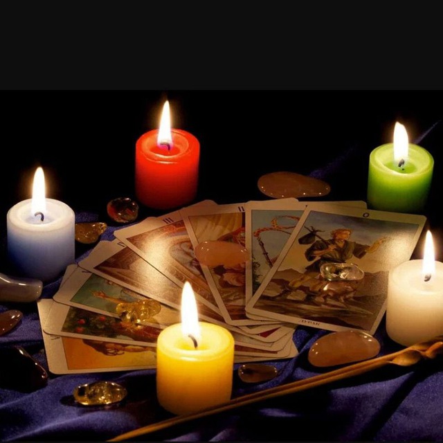 Аватар канала 🔮 ТАРО И СВЕЧИ 🕯