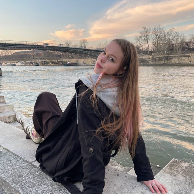 Аватар канала brain & beauty 💅🏻🤓