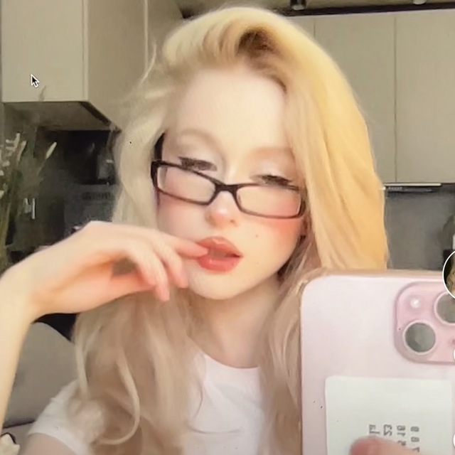 Аватар канала дарина