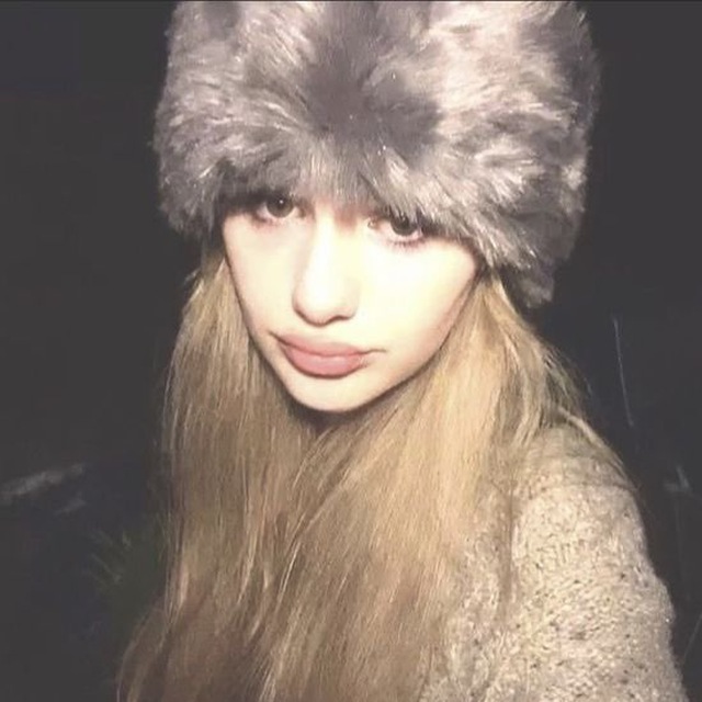 Аватар канала your slavic bimbo ex gf