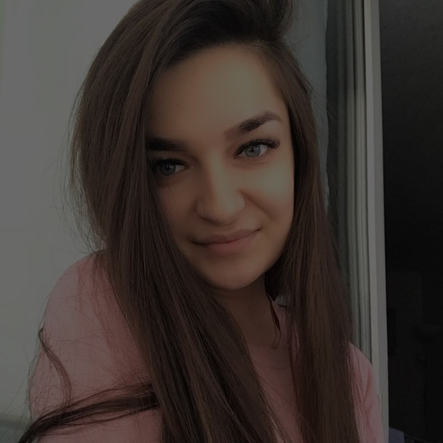 Аватар канала Юля, распакуй! 💌