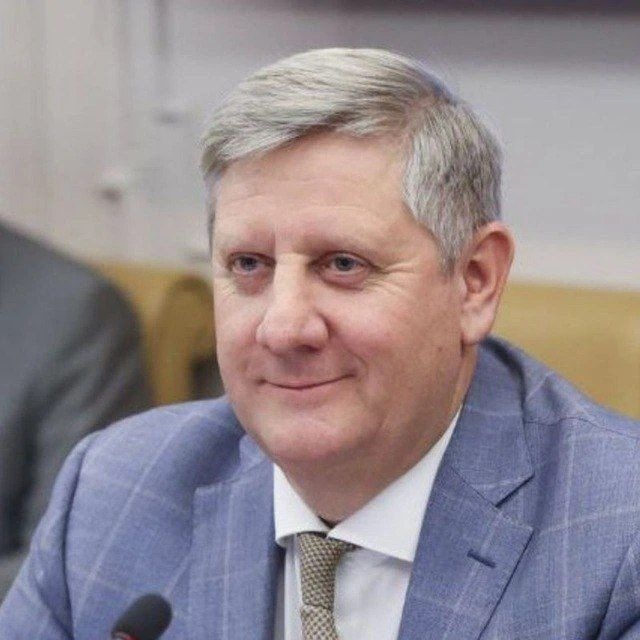 Аватар канала Андрей Чертков. Официально и не очень