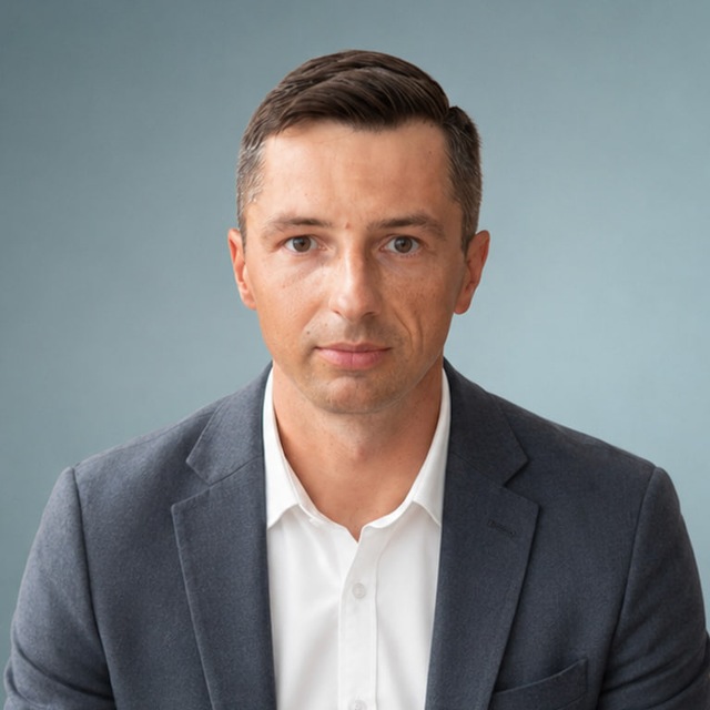 Аватар канала Лечение ОКР и тревоги - Дмитрий Комаров