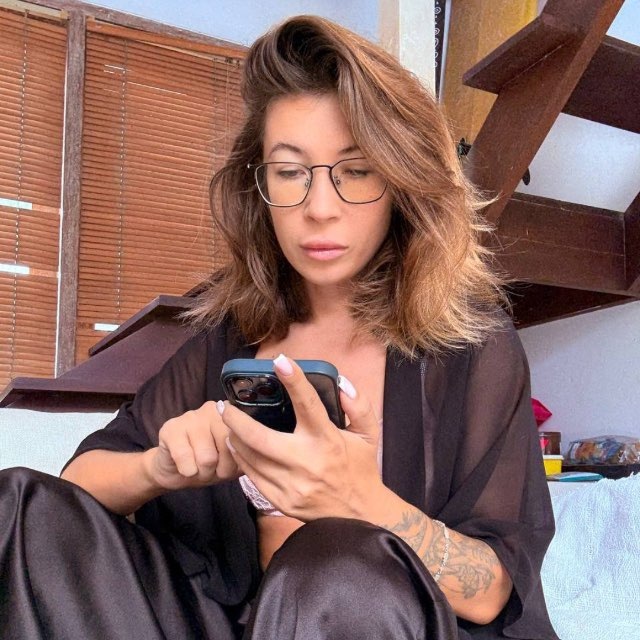 Аватар канала Модные люди 👩‍🦰