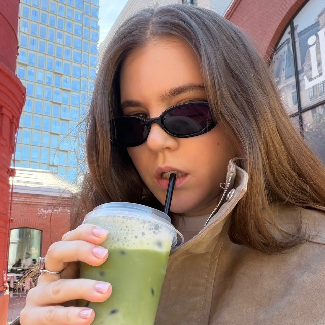 Аватар канала HOW TO BE ANN