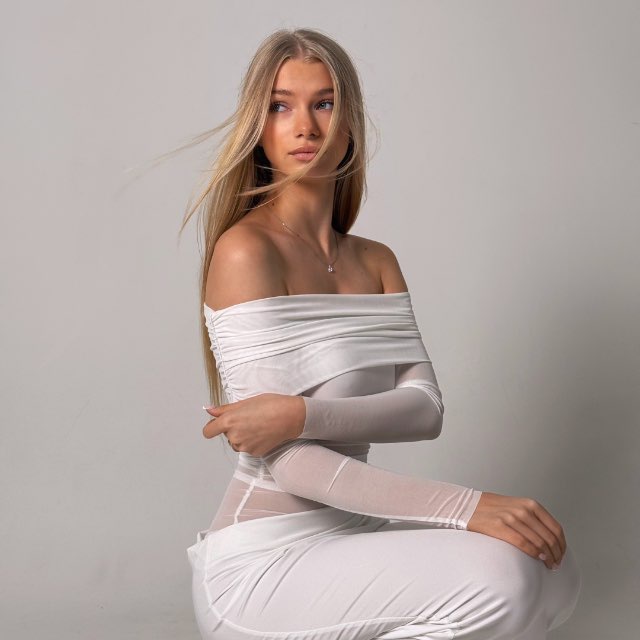 Аватар канала Juli Stellare 🫦