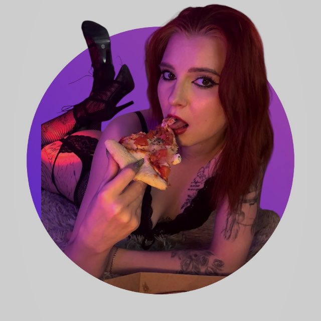 Аватар канала 💋Хочется пиццу 💋и тебя- тупицу💋| Рыжая в партаках